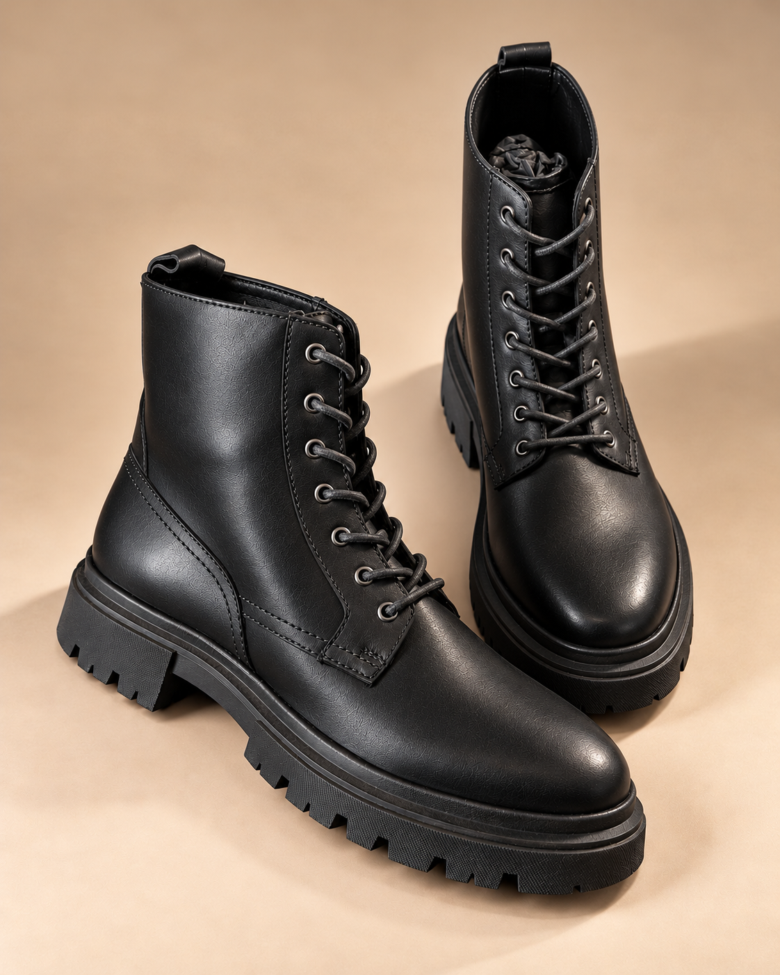 Men’s Black Chunky Sole Lace-Up Boots